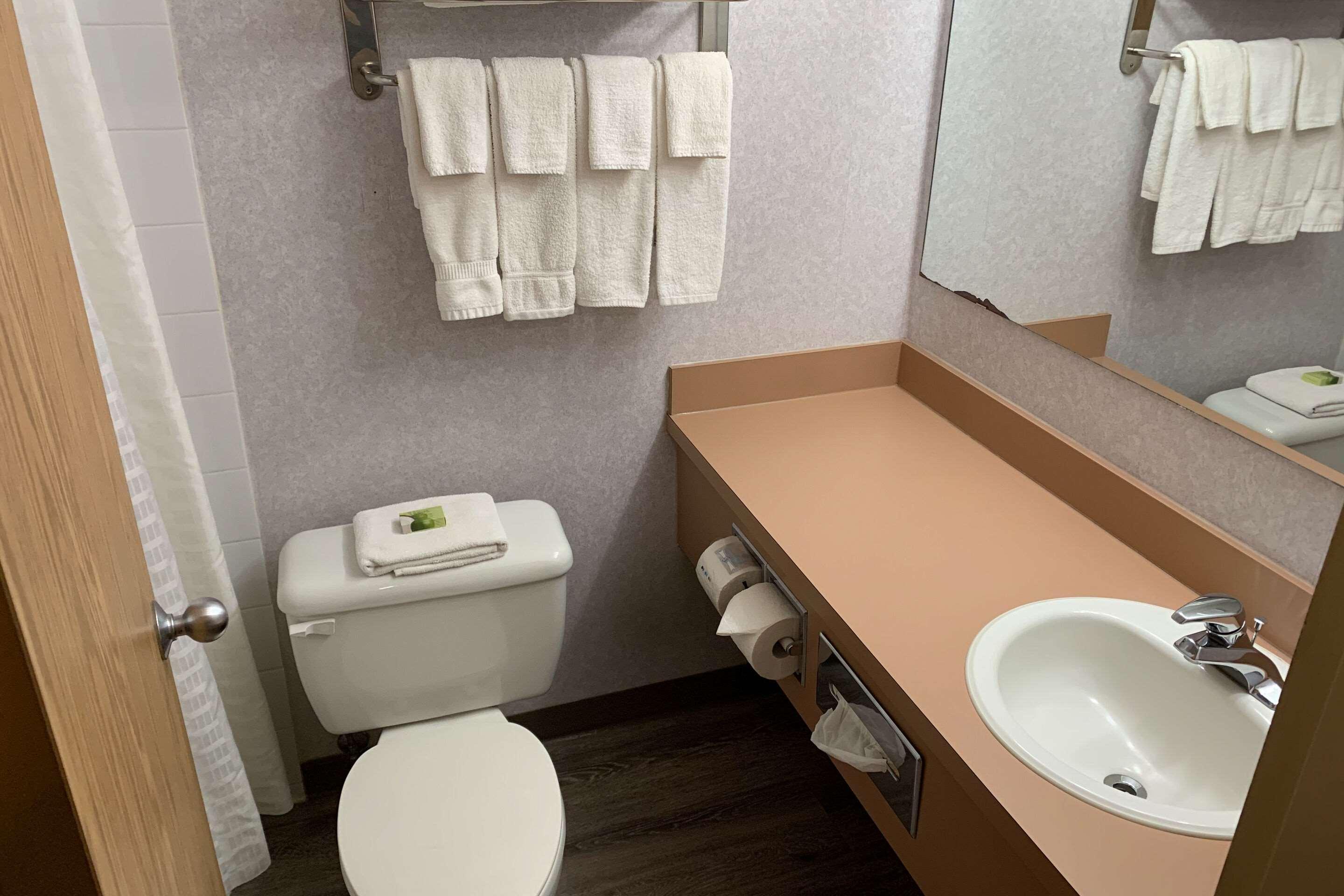 Equality Inn روكفورد المظهر الخارجي الصورة